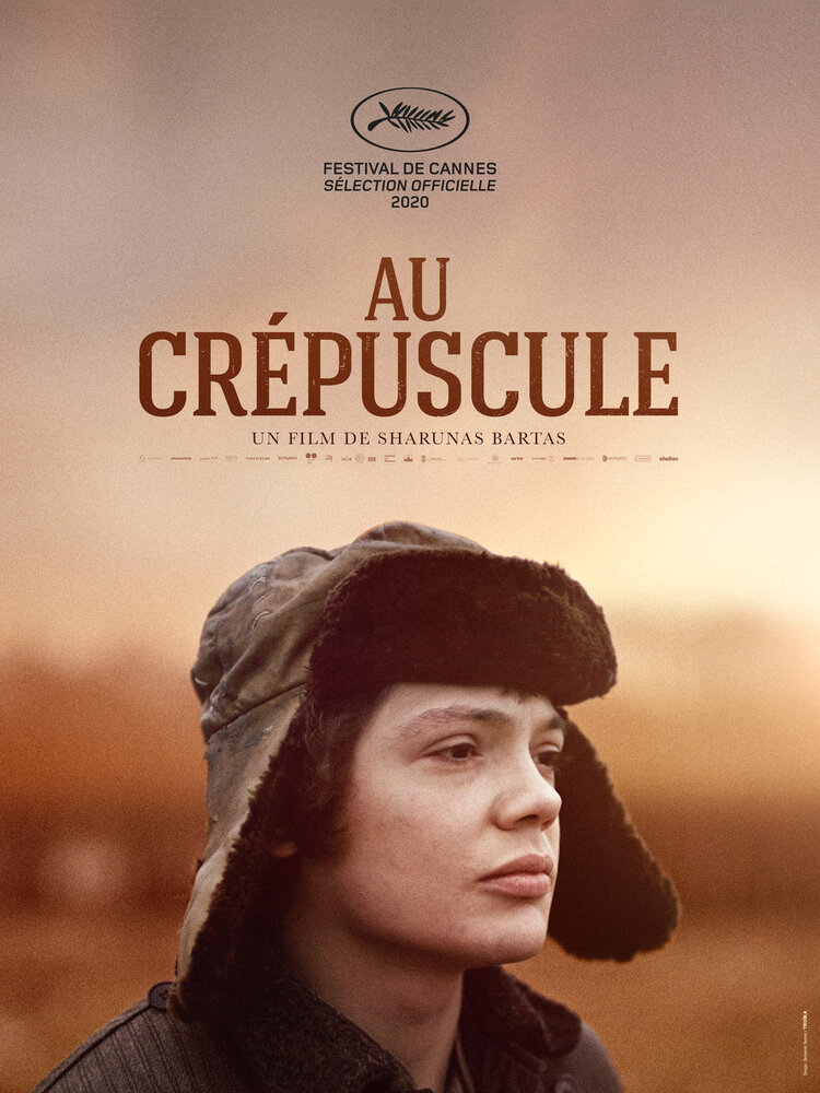 В сумерках (2019) постер